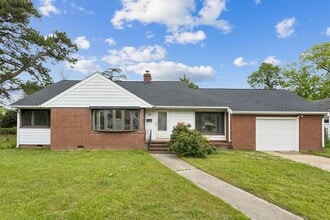 Building Photo - 19 Magnolia Pl