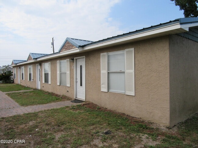 Building Photo - 1104 W 19th Ct