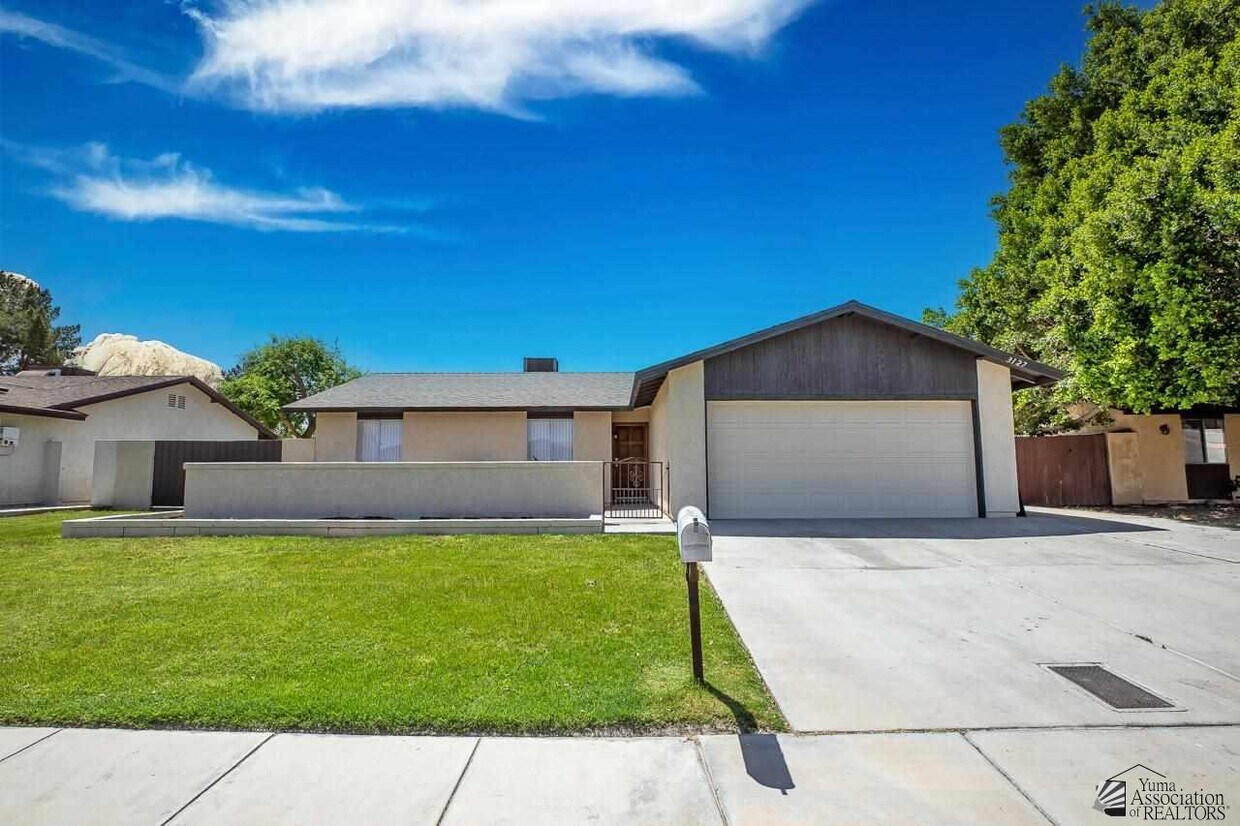 Foto principal - 3127 W 18th St