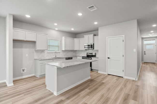 Building Photo - Brand New Home for Rent in North Pointe – ...