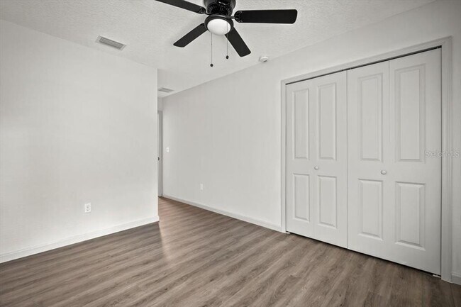 Foto del edificio - 1594 W 22nd St