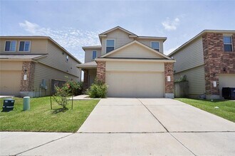 Building Photo - 105 Comet Dr