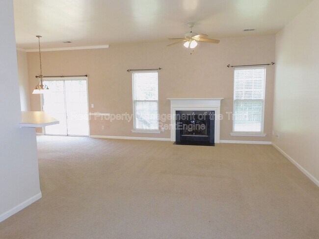 Foto del edificio - 3805 Tutbury Dr