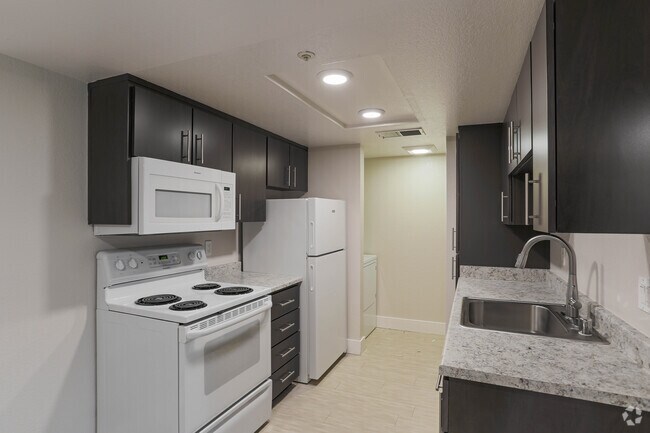 2HAB, 2BA - 923 ft² - Bentley Place