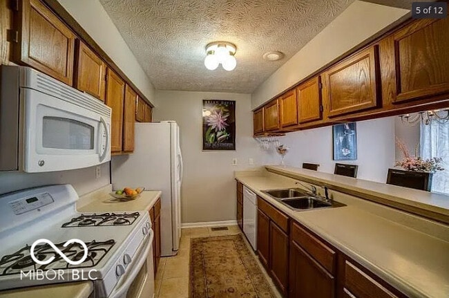 Foto del edificio - 1743 Park N Way