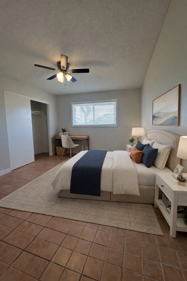 Building Photo - 22877 Adrienne Ave