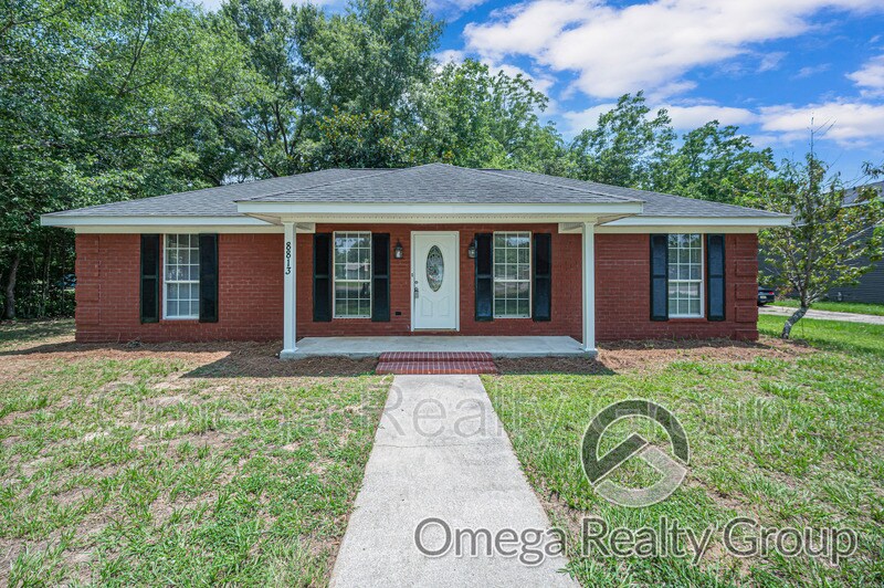 Foto principal - 8813 Gold Mine Rd N