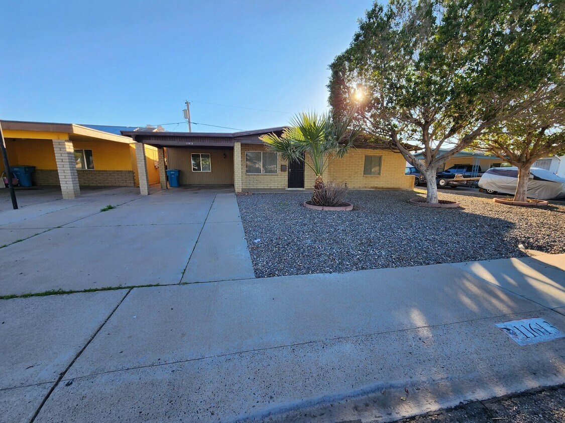 Primary Photo - Beautiful home with granite slab counters