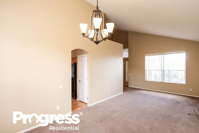 Building Photo - 9168 N Palm Brook Dr