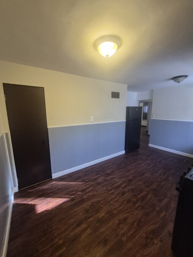 Building Photo - 28 Barto Dr