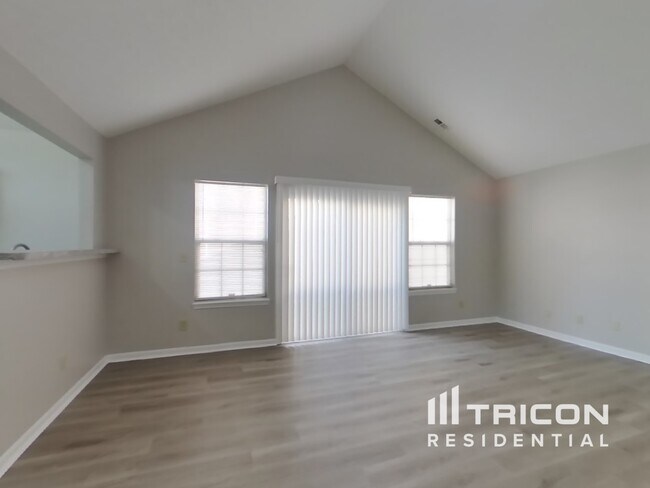 Building Photo - 4914 Marigold Lane Indianapolis IN