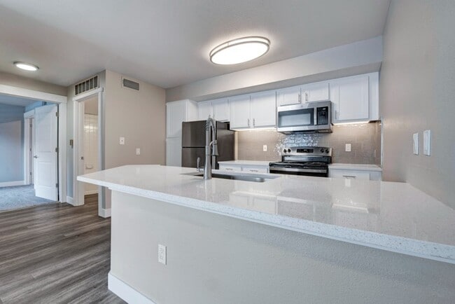 Building Photo - The Willows at Printers Park Apartments