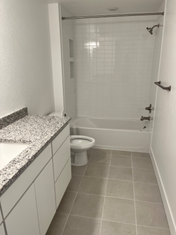 Foto del edificio - 928 St Andrews Ln