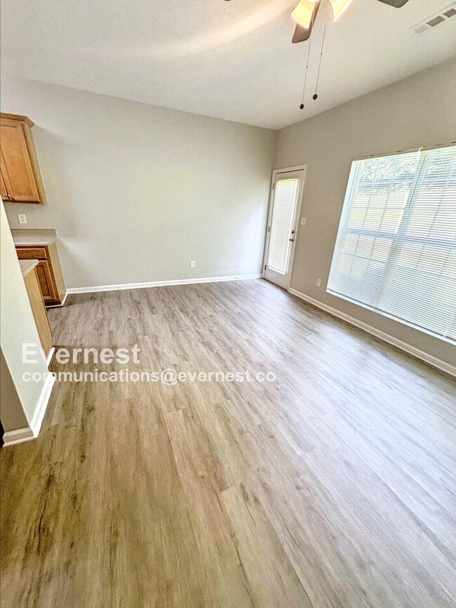 Building Photo - 8534 Kaden Dr