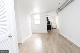 Building Photo - 2019 N 2nd St