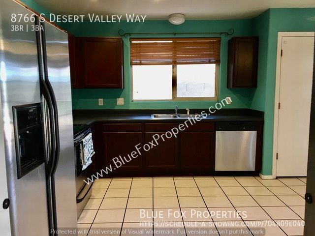 Building Photo - Awesome home in Rita Ranch with pool.