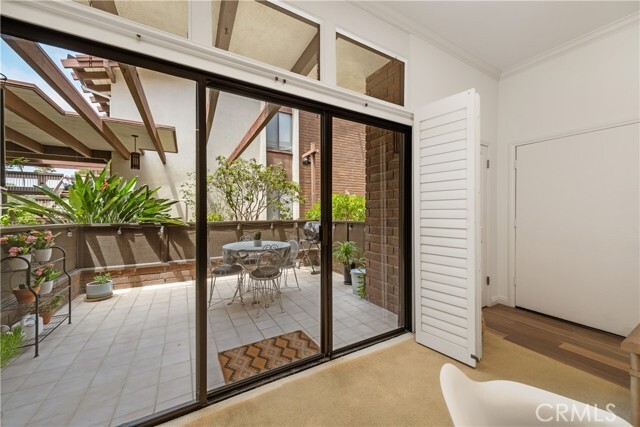 Building Photo - 2322 Palos Verdes Dr W