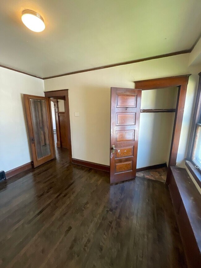 Foto del edificio - 2232-2234 N 44th St. (Duplex)