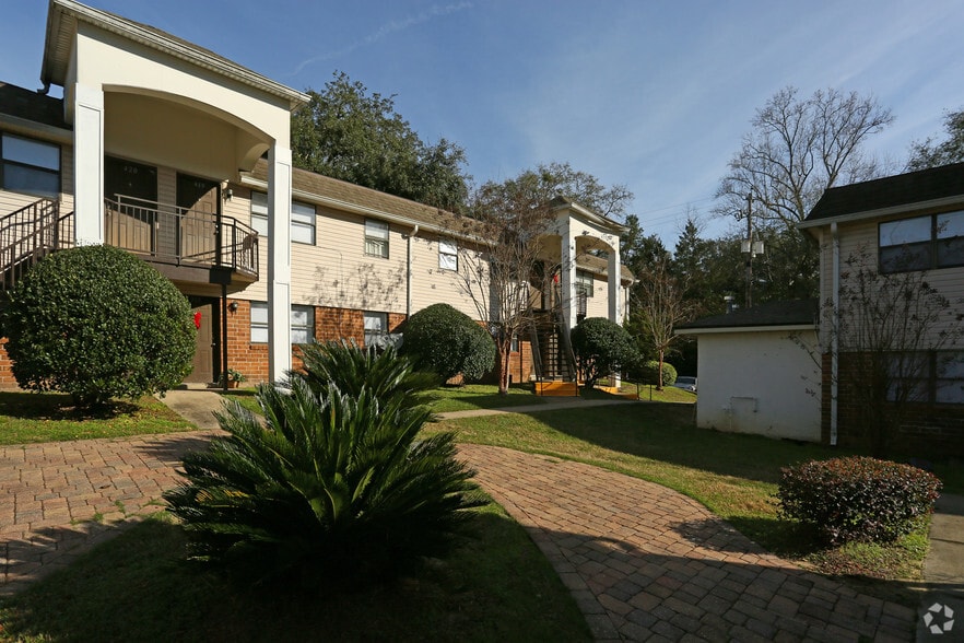 Hickory Hill Apartments Rentals Tallahassee, FL