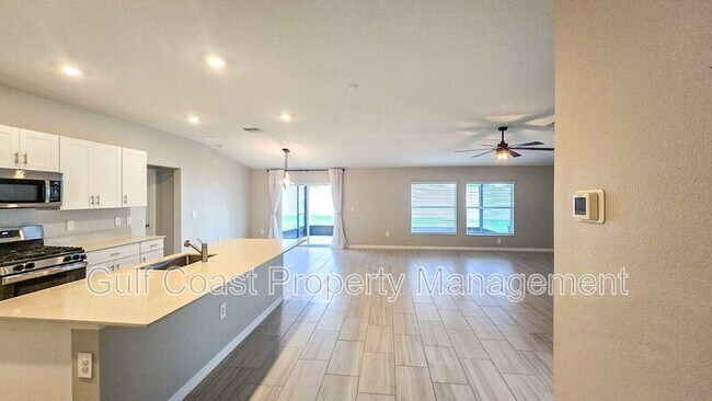 Building Photo - 13140 Shimmering Amethyst Ct