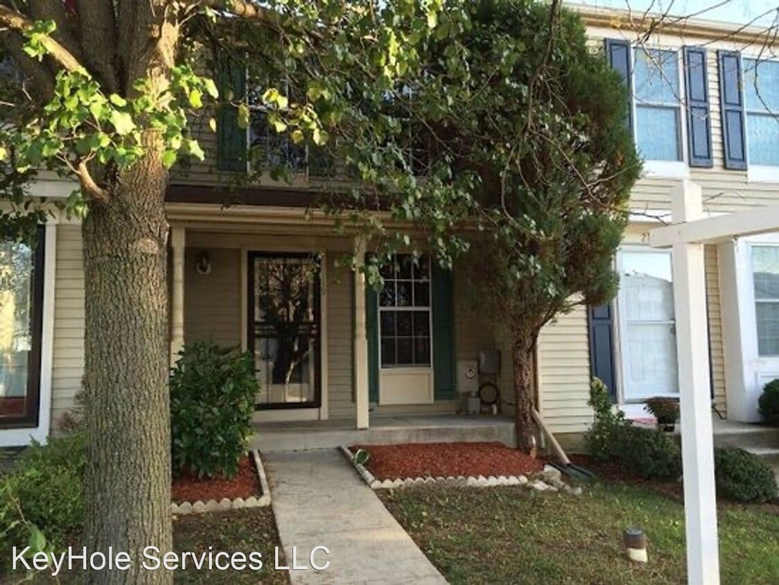 Primary Photo - 2 br, 2 bath House - 19 Triple Crown Court