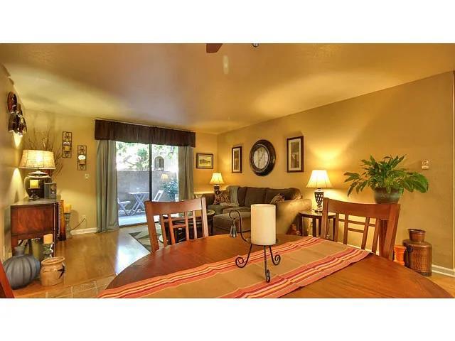 Foto del edificio - 2250 Monroe St