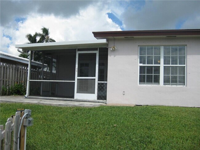Foto del edificio - 1830 SE 4th St