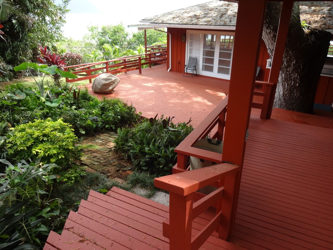 $3,500 2-BR, 2-Bath LULANI ST, AWESOME OCEAN VIEWS - $3,500 2-BR, 2-Bath LULANI ST, AWESOME OCEAN VIEWS
