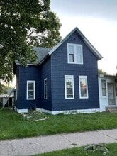 Building Photo - 1002 8th St S