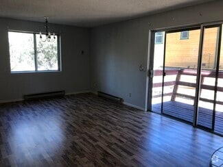 Building Photo - 2420 Freeman Dr