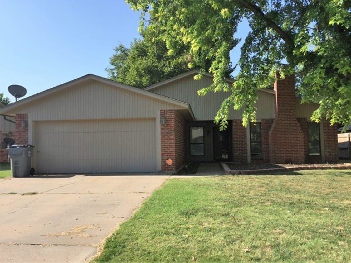 Foto principal - 3007 NE Lancaster Ln