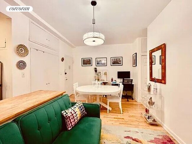 Foto del edificio - 2790 Broadway