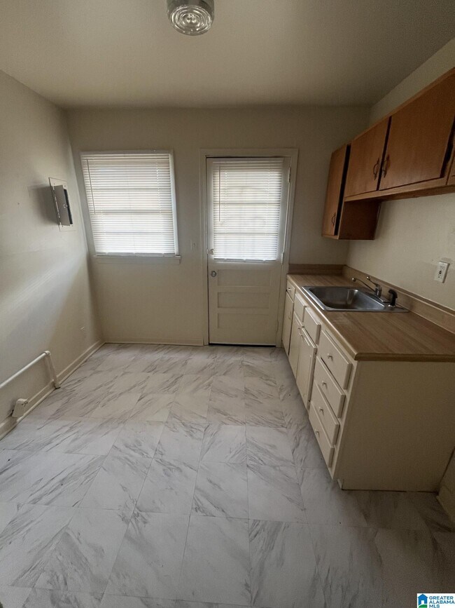 Foto del edificio - 7721 2nd Ct N