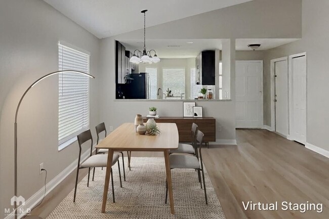 Building Photo - 1524 Crosswind Cir