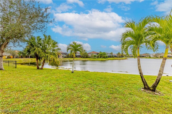 Foto del edificio - 2828 Inlet Cove Ln W