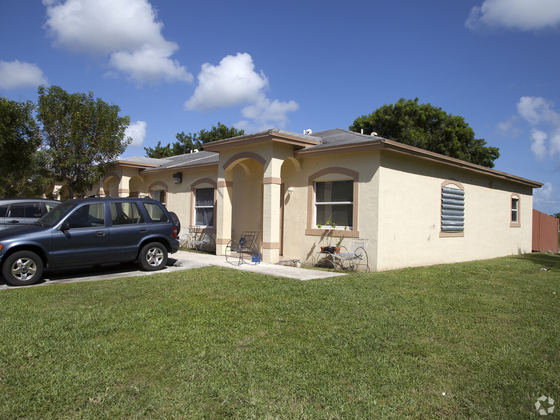 Foto principal - 28385 SW 139th Pl