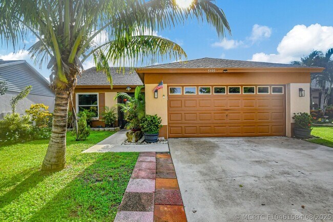 Foto del edificio - 5105 Arbor Glen Cir