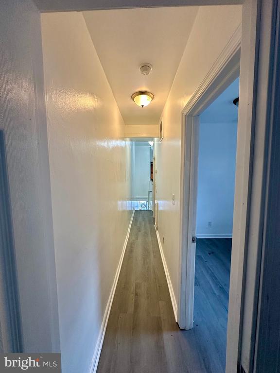 Foto del edificio - 1127 W 2nd St