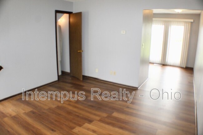 Foto del edificio - 716 W Light St