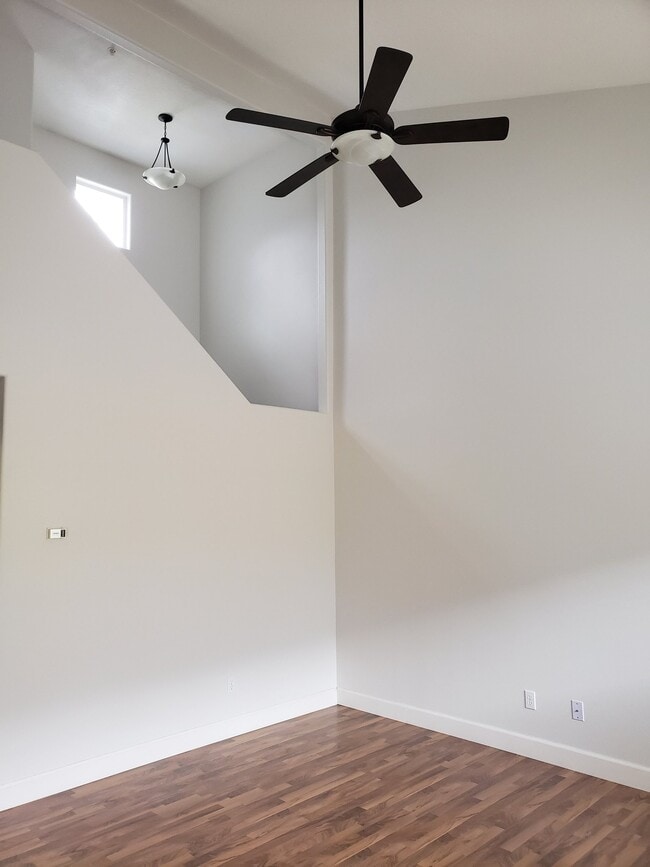 Building Photo - 3017 S Ladera Pl