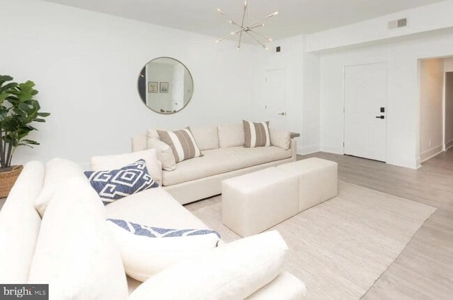 Building Photo - 1038 N Calvert St