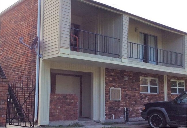 Building Photo - 3673 Martinique Ave