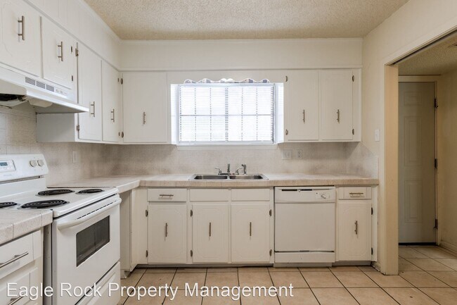 Foto del edificio - 3 br, 2 bath House - 2120 Fendley  Drive