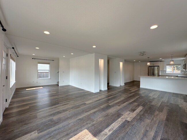 Foto del edificio - 5201 64th St W