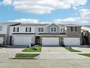 Building Photo - 233 Berthe Ct