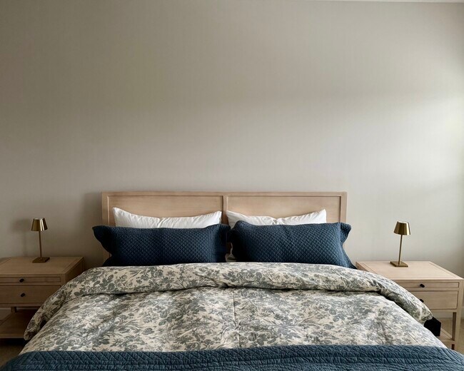 Foto del edificio - 221 Marketplace Ave