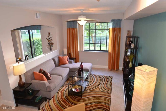 Building Photo - 14852 Enclave Lakes Dr