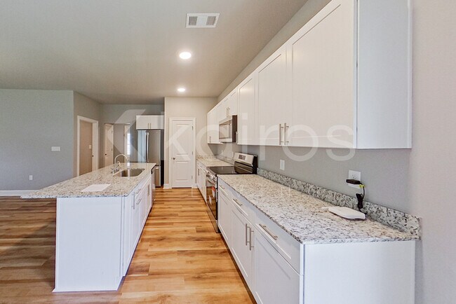 Building Photo - 13724 Willowmore Dr