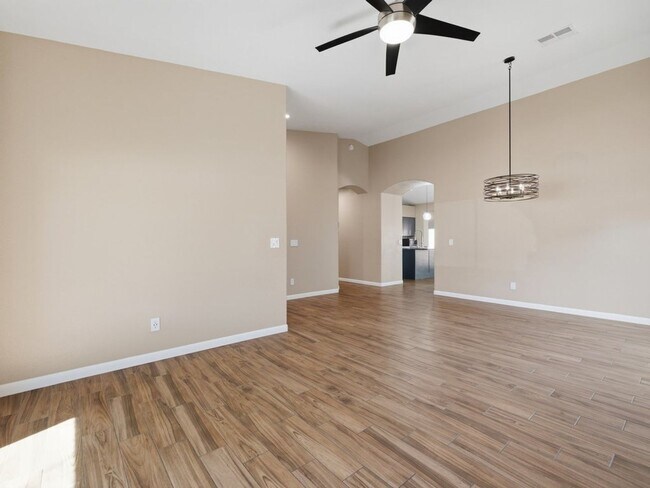 Foto del edificio - 8647 E Bullrider Pl