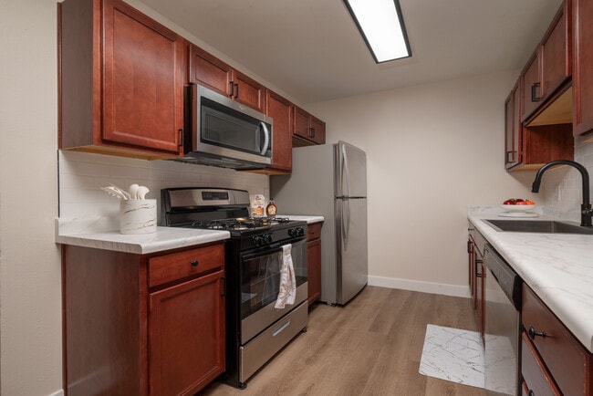 Building Photo - Artista